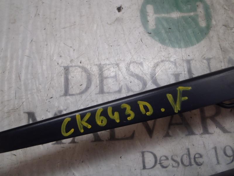 Recambio de brazo limpia delantero derecho para renault megane ii berlina 5p confort dynamique referencia OEM IAM   