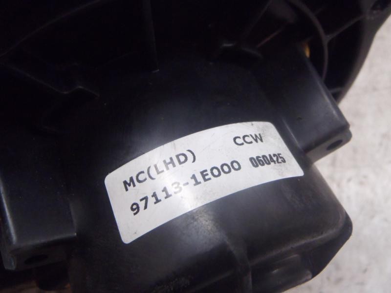 Recambio de motor calefaccion para hyundai accent (mc) gl referencia OEM IAM 971131E000 971131E000 