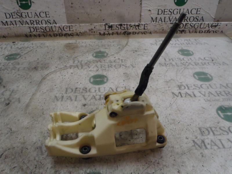 Recambio de palanca cambio para hyundai accent (mc) gl referencia OEM IAM 437101G000  