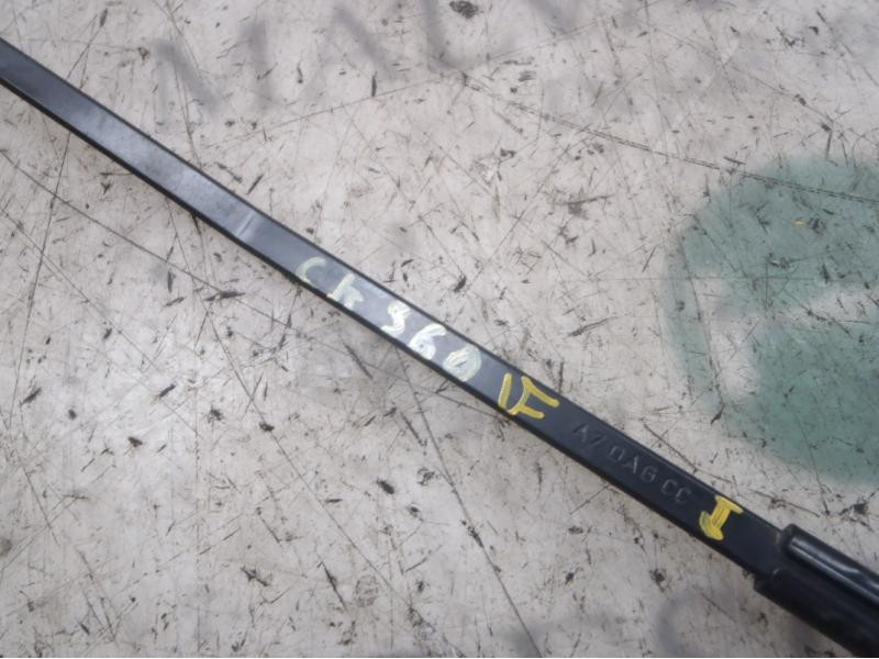 Recambio de brazo limpia delantero izquierdo para peugeot 207 1.6 16v hdi referencia OEM IAM   