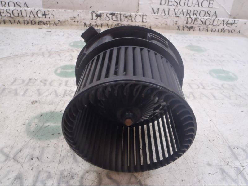 Recambio de motor calefaccion para peugeot 207 1.6 16v hdi referencia OEM IAM   