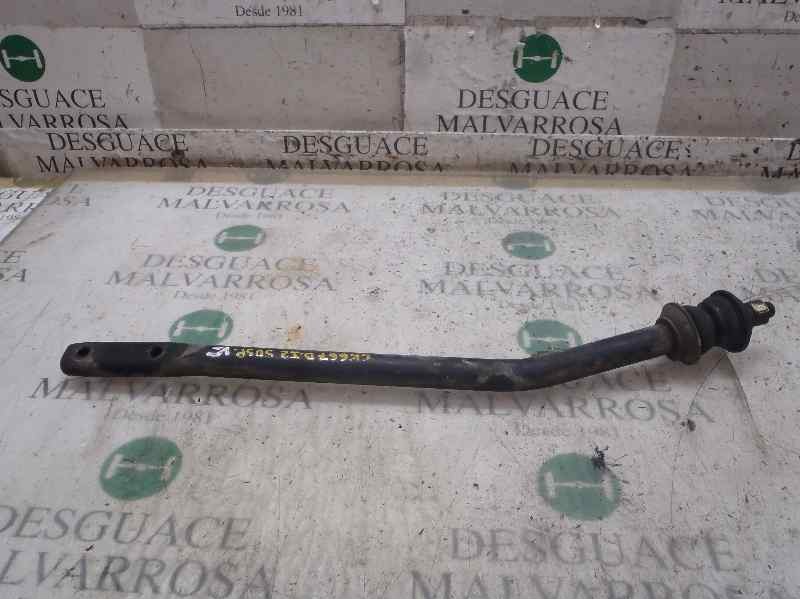 Recambio de brazo suspension superior delantero izquierdo para kia carnival ii 2.9 cdri ex referencia OEM IAM   