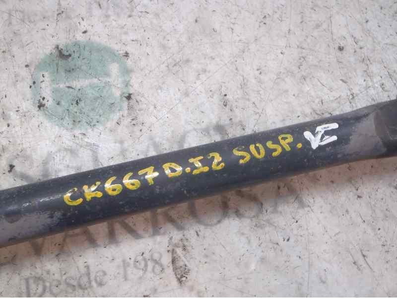 Recambio de brazo suspension superior delantero izquierdo para kia carnival ii 2.9 cdri ex referencia OEM IAM   