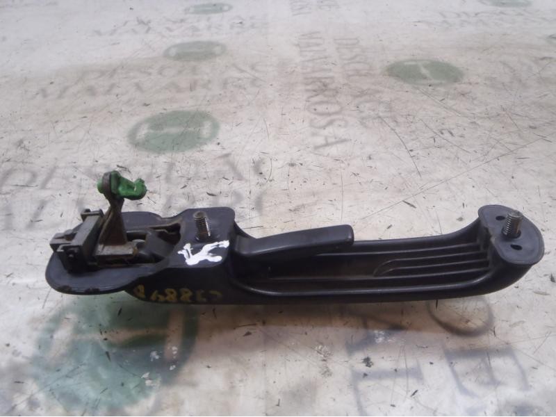 Recambio de maneta exterior delantera derecha para nissan atleon 120.35 referencia OEM IAM   