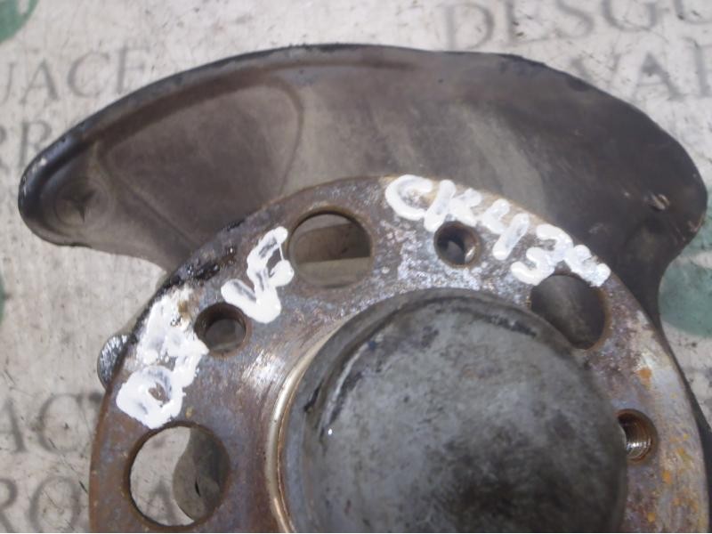 Recambio de mangueta delantera izquierda para mercedes-benz clase c (w203) berlina 180 (203.035) referencia OEM IAM A2093320001 