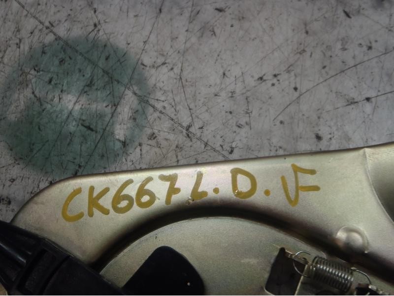 Recambio de cerradura puerta lateral derecha para kia carnival ii 2.9 cdri ex referencia OEM IAM   