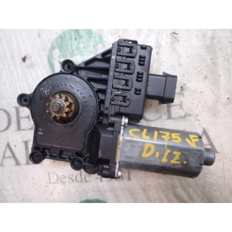 Recambio de motor elevalunas delantero izquierdo para opel astra h berlina elegance referencia OEM IAM   