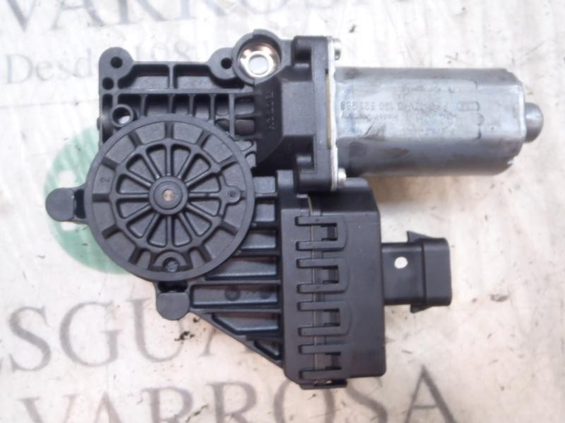 Recambio de motor elevalunas delantero izquierdo para opel astra h berlina elegance referencia OEM IAM   