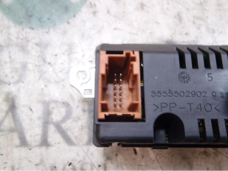 Recambio de mando multifuncion para peugeot 308 confort referencia OEM IAM   