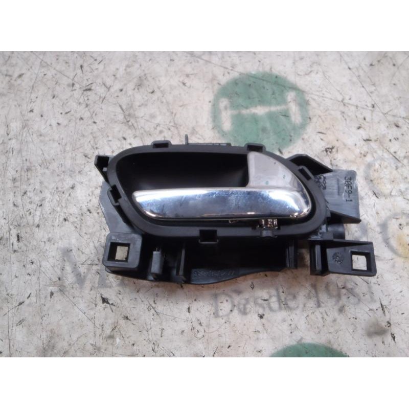 Recambio de maneta interior delantera derecha para peugeot 308 confort referencia OEM IAM   