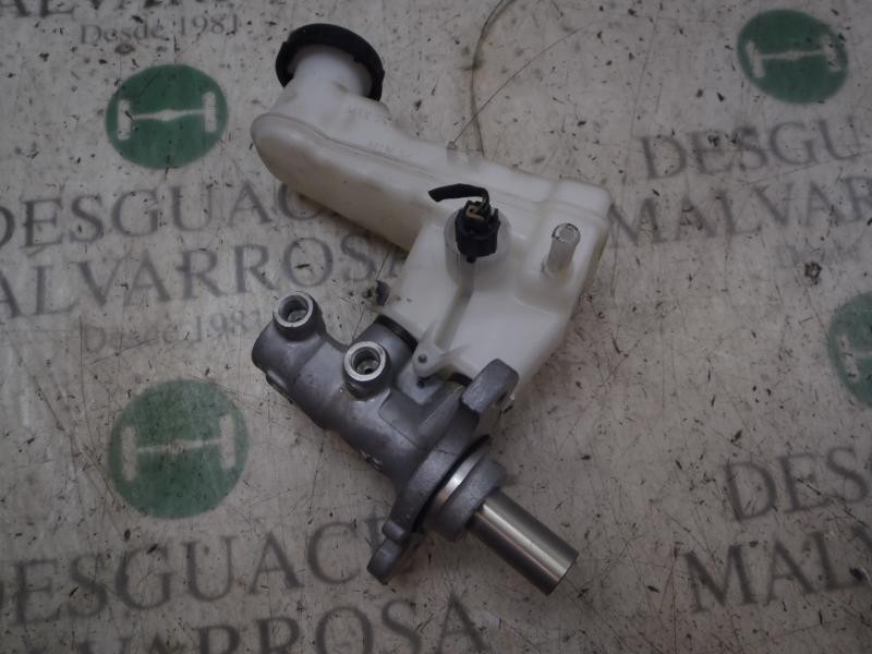 Recambio de bomba freno para kia venga 1.4 cat referencia OEM IAM 585101P200  