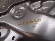 Recambio de elevalunas delantero derecho para kia venga 1.4 cat referencia OEM IAM 824811P000   2