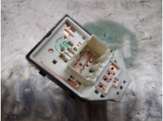 Recambio de mando retrovisor para kia venga 1.4 cat referencia OEM IAM 935701P010EQ 457480  2