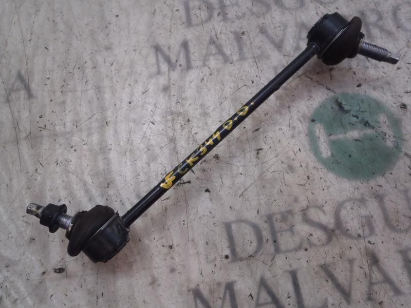 Recambio de tirante delantero derecho para kia venga 1.4 cat referencia OEM IAM 548401P000  