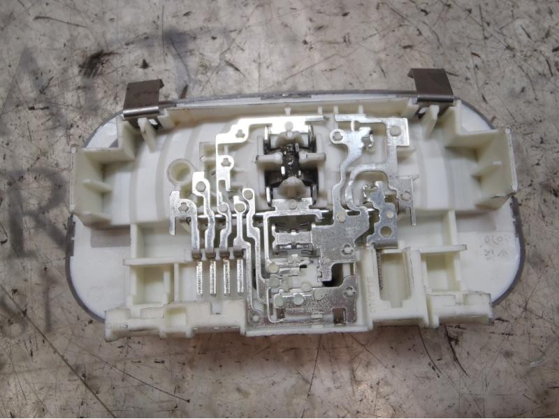 Recambio de piloto interior para peugeot 308 confort referencia OEM IAM   