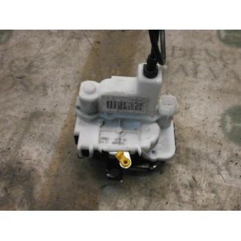 CERRADURA PUERTA TRASERA DERECHA 51917892 