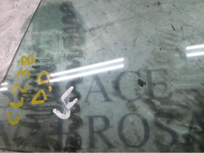 Recambio de cristal puerta delantero derecho para seat toledo (5p2) stylance / style referencia OEM IAM 5P0845202  