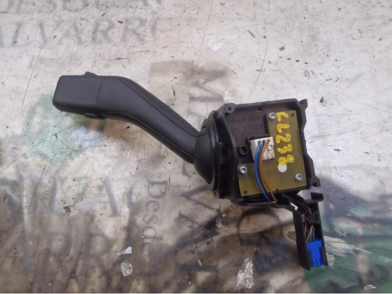 Recambio de mando limpia para seat toledo (5p2) stylance / style referencia OEM IAM 1K0953519J9B9 1K0953519A 