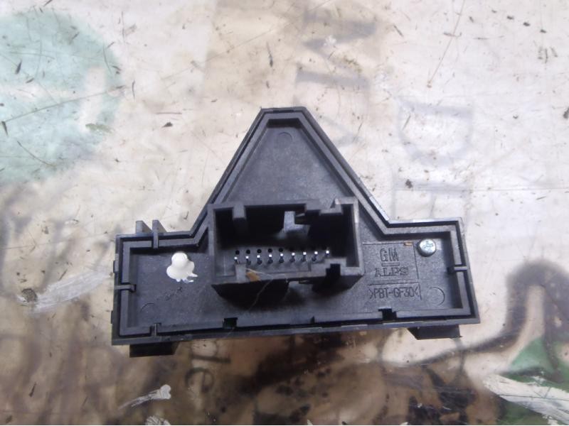 Recambio de warning para opel corsa d enjoy referencia OEM IAM   