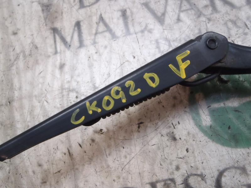 Recambio de brazo limpia delantero derecho para opel corsa d cmon referencia OEM IAM   