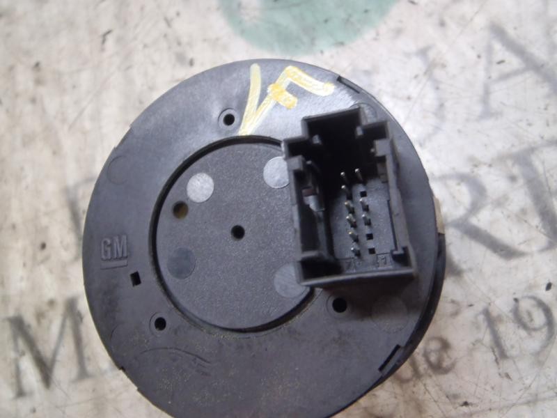 Recambio de mando luces para opel corsa d cmon referencia OEM IAM   