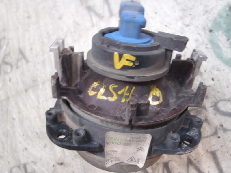 Recambio de faro antiniebla derecho para citroën xsara picasso 2.0 hdi referencia OEM IAM   