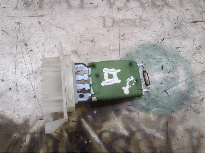 Recambio de resistencia calefaccion para peugeot 207 x-line referencia OEM IAM   