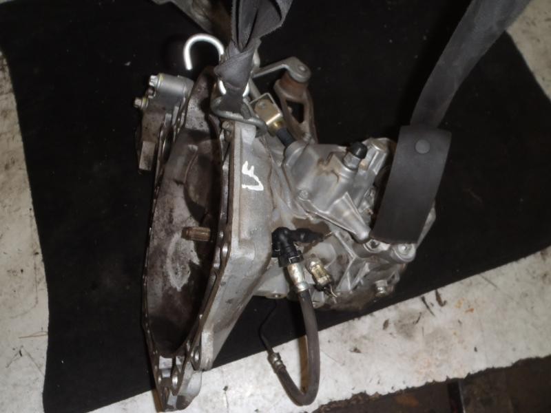 Recambio de caja cambios para opel corsa c club referencia OEM IAM  F13 C384 