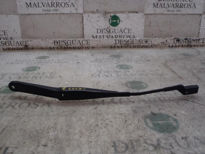 Recambio de brazo limpia delantero izquierdo para ford fiesta (cb1) trend referencia OEM IAM   