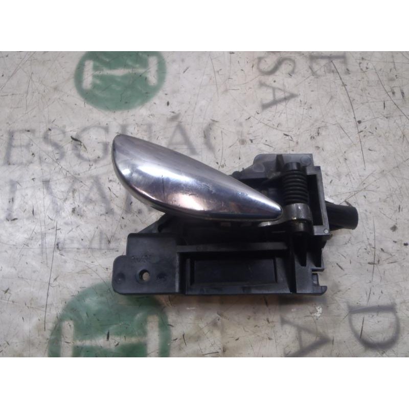 Recambio de maneta interior delantera derecha para mg serie 25 (rf) classic (5-ptas.) referencia OEM IAM   