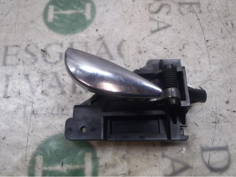 Recambio de maneta interior delantera derecha para mg serie 25 (rf) classic (5-ptas.) referencia OEM IAM   