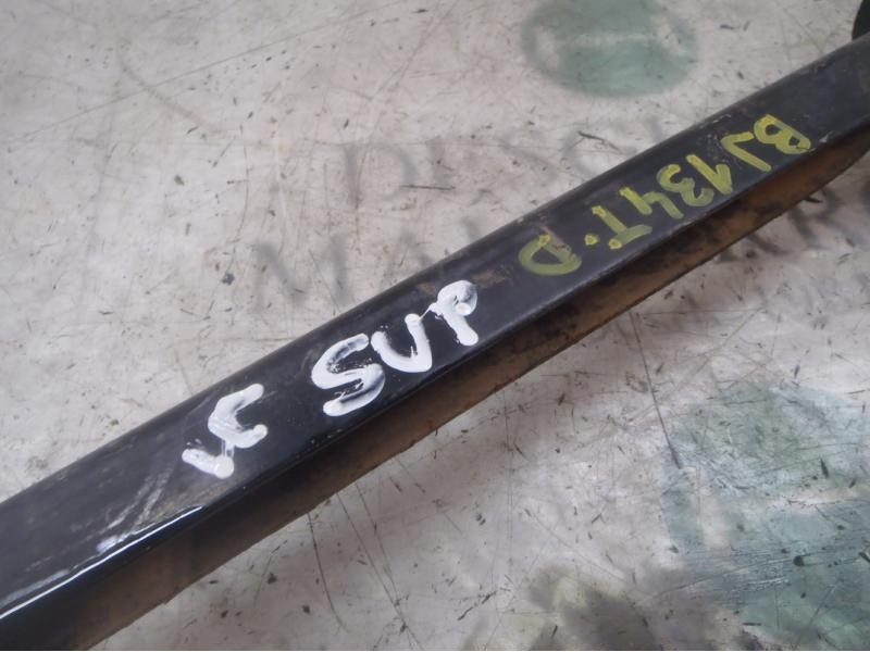 Recambio de brazo suspension superior trasero derecho para gmc chevrolet trail blazer lt referencia OEM IAM 15069837  