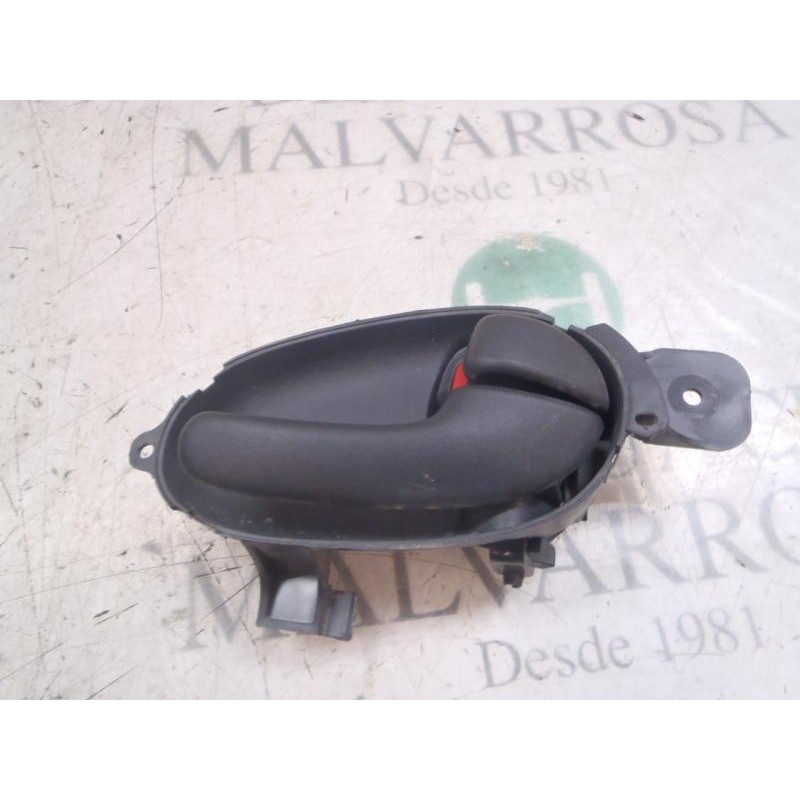 Recambio de maneta interior delantera derecha para gmc chevrolet trail blazer lt referencia OEM IAM 25965489  