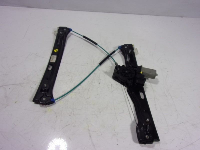 Recambio de elevalunas delantero izquierdo para bmw serie 1 lim. (f20) 2.0 turbodiesel referencia OEM IAM 51337281881 724256108 