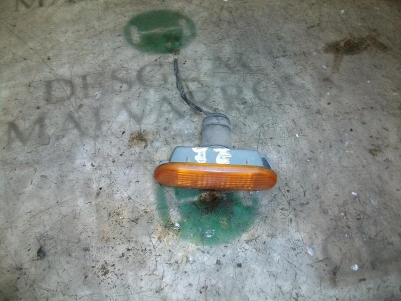 Recambio de piloto lateral izquierdo para volkswagen golf iv berlina (1j1) highline referencia OEM IAM   