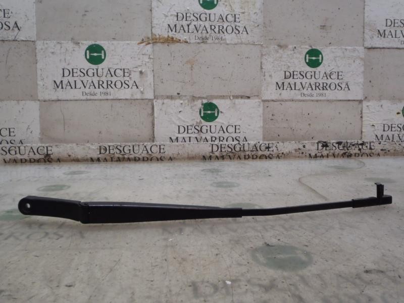 Recambio de brazo limpia delantero izquierdo para volkswagen touran (1t1) trendline referencia OEM IAM   