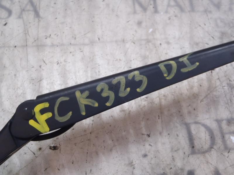 Recambio de brazo limpia delantero izquierdo para volkswagen touran (1t1) trendline referencia OEM IAM   