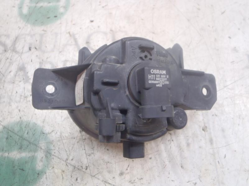 Recambio de faro antiniebla derecho para renault modus confort dynamique referencia OEM IAM 8200002470  