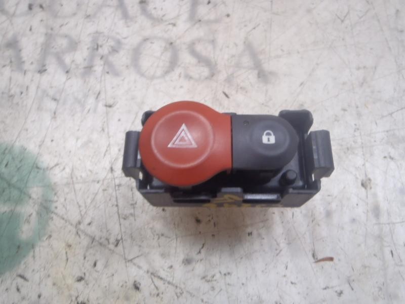 Recambio de warning para renault modus confort dynamique referencia OEM IAM 252103766R 8200214896 