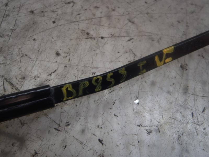 Recambio de brazo limpia delantero izquierdo para cadillac srx 3.6 v6 cat referencia OEM IAM 88958241  