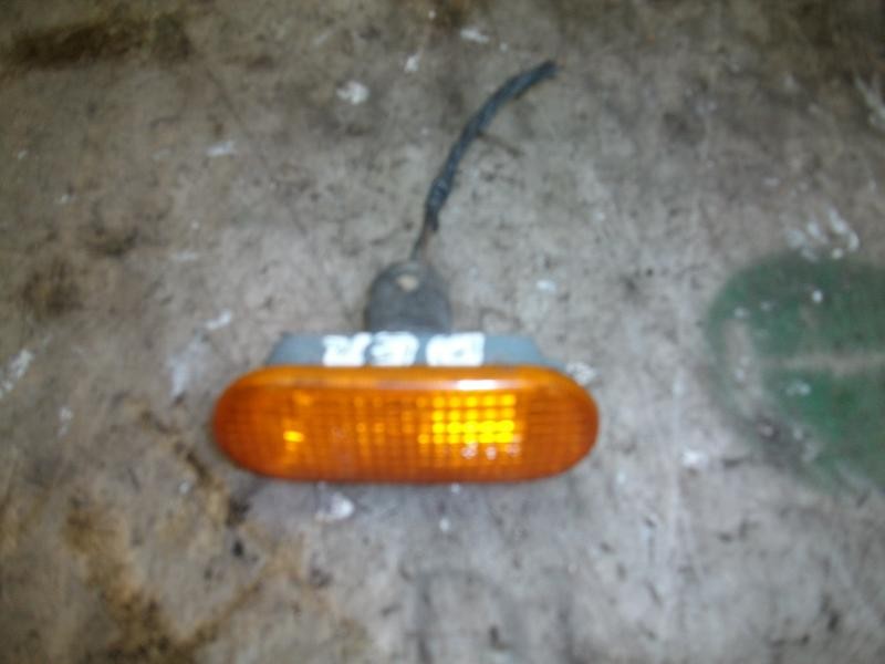 Recambio de piloto lateral derecho para volkswagen golf iv berlina (1j1) highline referencia OEM IAM   