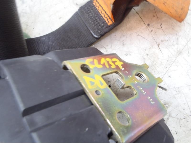 Recambio de cinturon seguridad delantero derecho para bmw serie 5 berlina (e39) 525i referencia OEM IAM 72118217390  