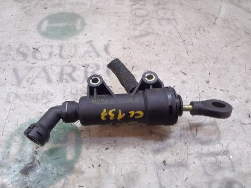 Recambio de bomba embrague para bmw serie 5 berlina (e39) 525i referencia OEM IAM 21526773670  