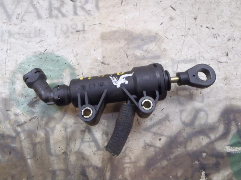 Recambio de bomba embrague para bmw serie 5 berlina (e39) 525i referencia OEM IAM 21526773670  