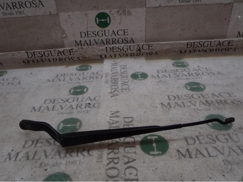 Recambio de brazo limpia delantero izquierdo para ford fiesta (cbk) futura referencia OEM IAM   