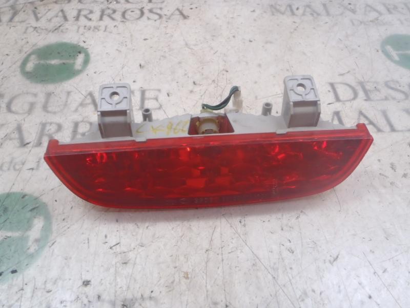 Recambio de piloto trasero central para kia picanto 1.1 ex referencia OEM IAM   