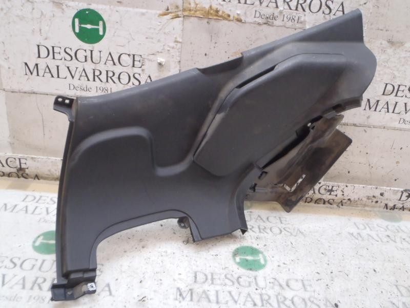 Recambio de moldura para renault twizy technic referencia OEM IAM   