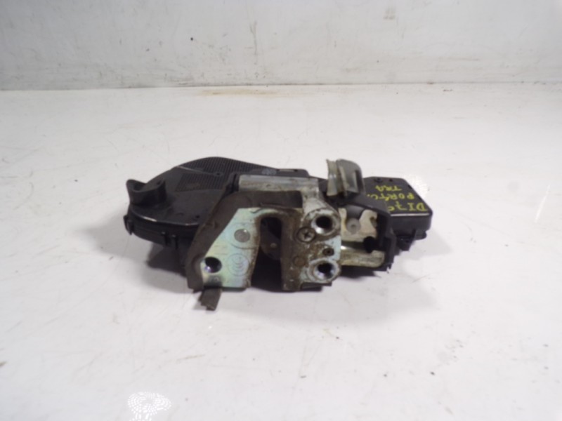 Recambio de cerradura maletero / porton para toyota rav 4 (a3) executive referencia OEM IAM 6911042130 80526136 80526136