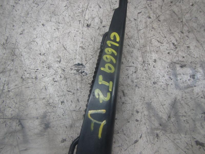 Recambio de brazo limpia delantero izquierdo para kia cee´d concept referencia OEM IAM 983111H000  