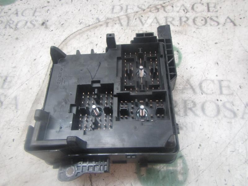 Recambio de caja reles / fusibles para kia cee´d concept referencia OEM IAM 919501H020 919501H020 